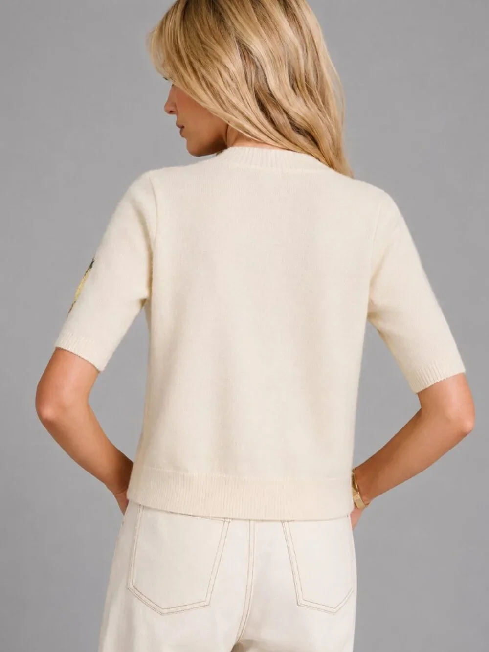 Women’s Beige Lemon Embroidered Knit Button Front Short Sleeve Cardigan Top - Picture 2 of 7